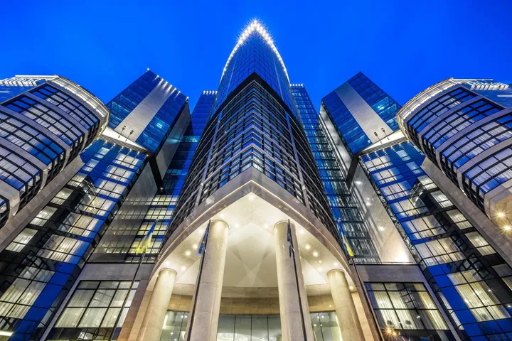 Viesnīca Hilton 5* – "All Dining Restaurant"
